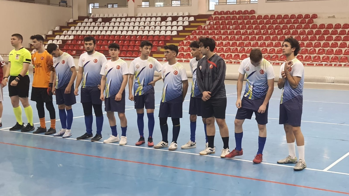 Okulumuz Futsal Takımı Çeyrek Finalde.